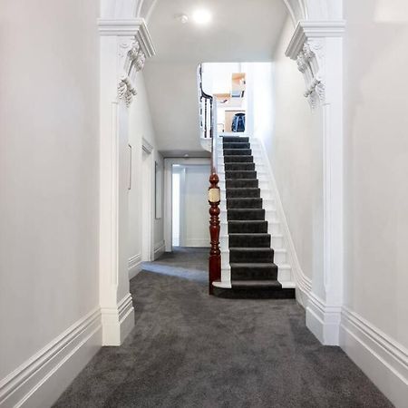 Generous Victorian Terrace In Cbd - Parking & Wifi Launceston Exterior foto